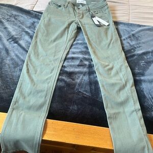 DL 1961 Angel smart denim; cigarette ankle